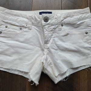 American Eagle white stretchy shorts. Size 4